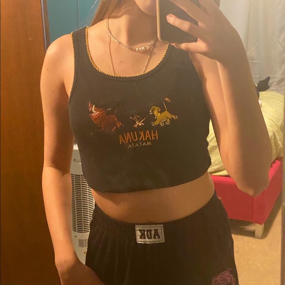 DISNEY - Picture 2 of 3